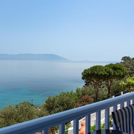 Sunrise Limnionas Apartments Marathokampos Exterior photo