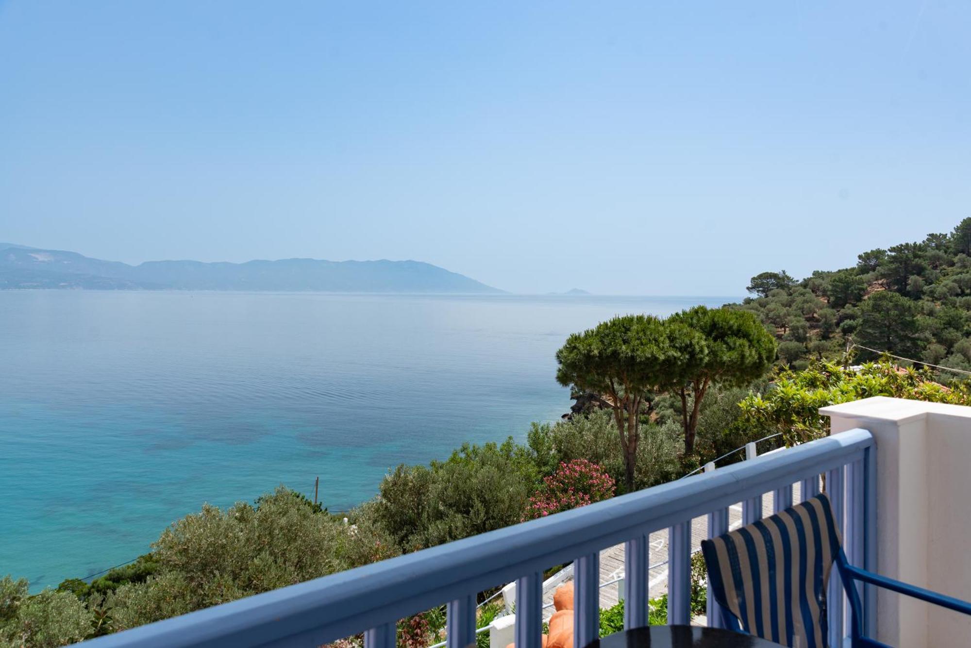 Sunrise Limnionas Apartments Marathokampos Exterior photo